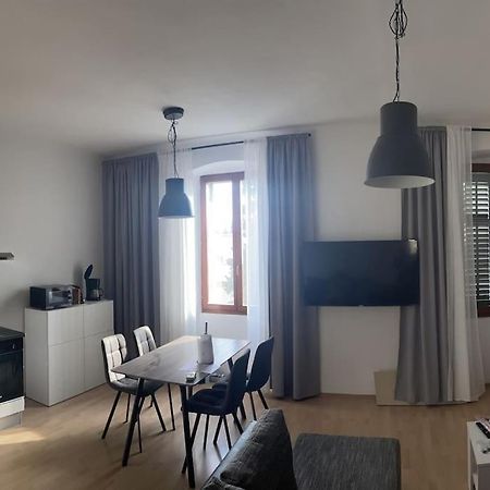 Appartamento Elena Rovigno Esterno foto